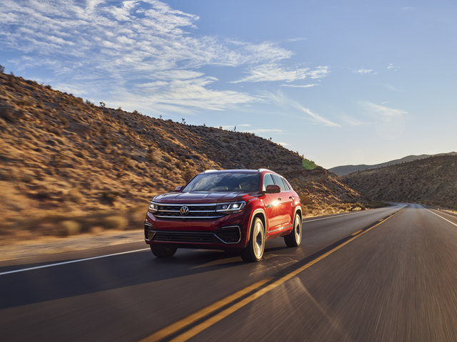 Three Reasons to Buy a 2021 Volkswagen Atlas Cross Sport This Summer
