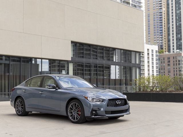 Infiniti Q50 or the new 2023 BMW 3 Series? Not as obvious as you might think
