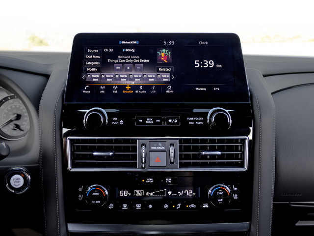 Infiniti InTouch: ease at your fingertips