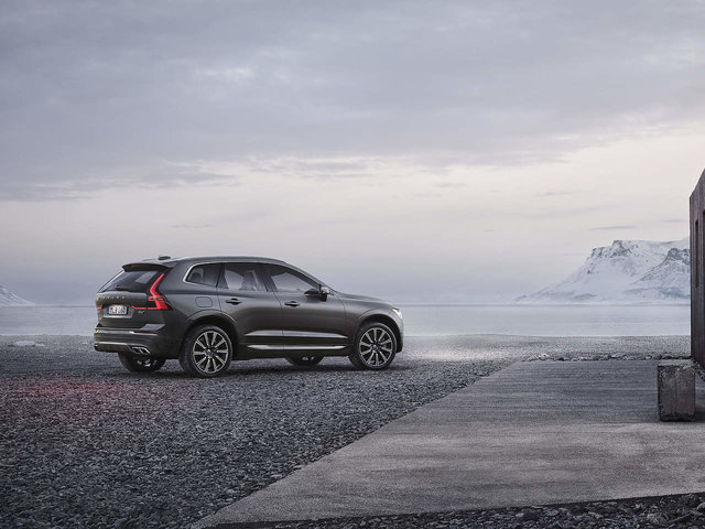 Pre-Owned Volvo XC60 vs Pre-Owned Audi Q5 comparison