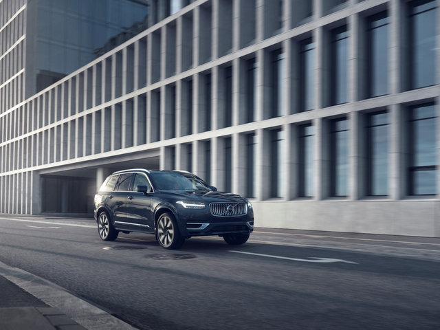 Some of the Most Impressive Safety Features Found in the New Volvo XC90