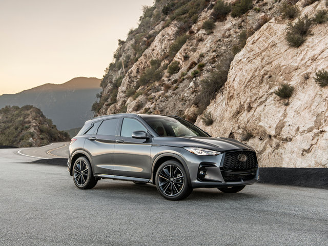 2023 INFINITI QX50 versus 2023 Volvo XC60: A bit more of everything in the INFINITI