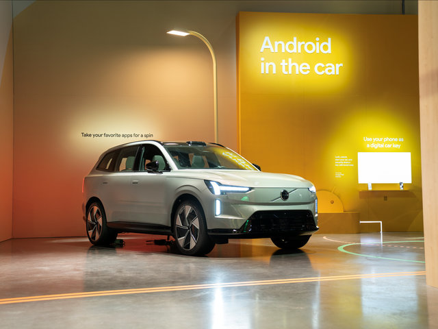 How Volvo Cars and Google's HD Maps are Revolutionizing the Automotive Industry