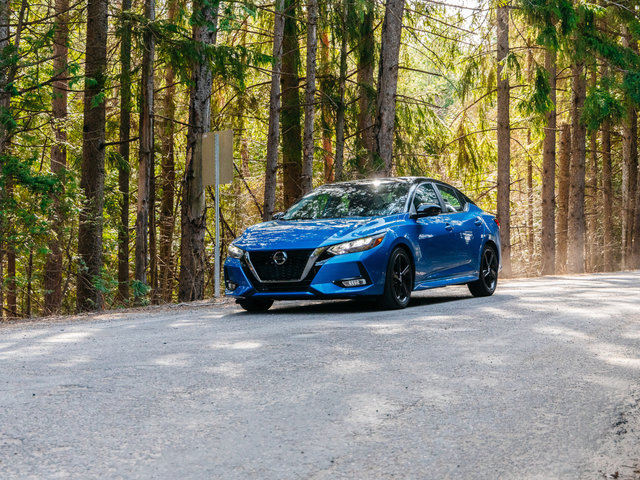 2023 Nissan Sentra: Efficiency and versatility combine in a stylish package