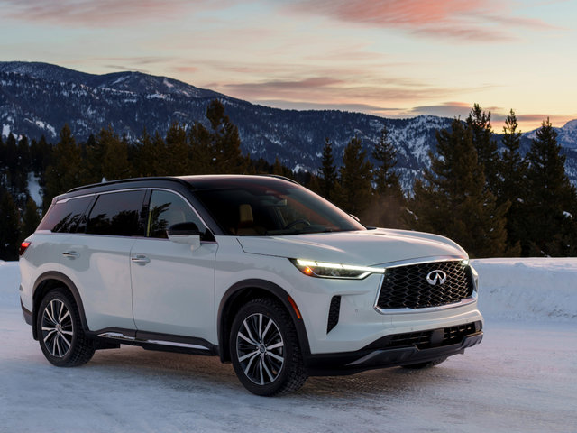 How Some Infiniti Technologies Help You Brave the Winter Roads