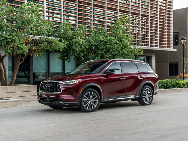 Why should you buy a 2023 INFINITI QX60 instead of a 2023 Honda Pilot?