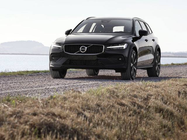 Understanding Volvo Cross Country Models