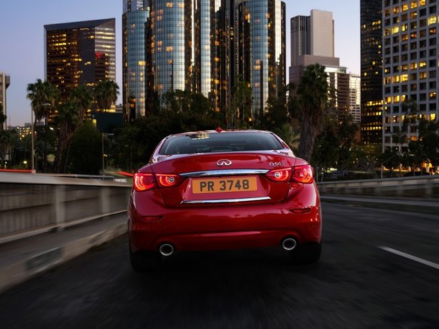 Three Engines for the New 2016 Infiniti Q50 in Vancouver