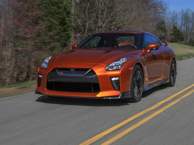 2017 Nissan GT-R: It’s Back. You’ve been Warned.