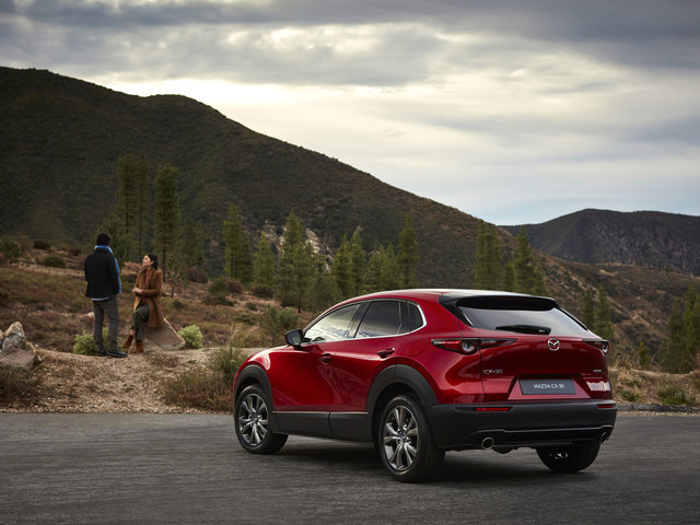 2021 Mazda CX-30 vs. 2022 Toyota Corolla Cross : The CX-30 Takes the Lead