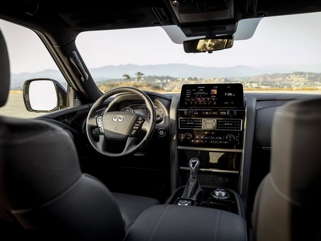 INFINITI InTouch and Connected Services Explained