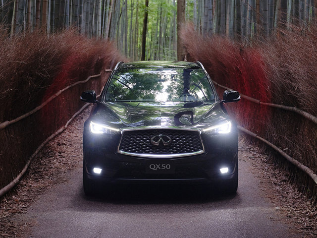 The 2022 Infiniti QX50 stands out in a lot of different ways