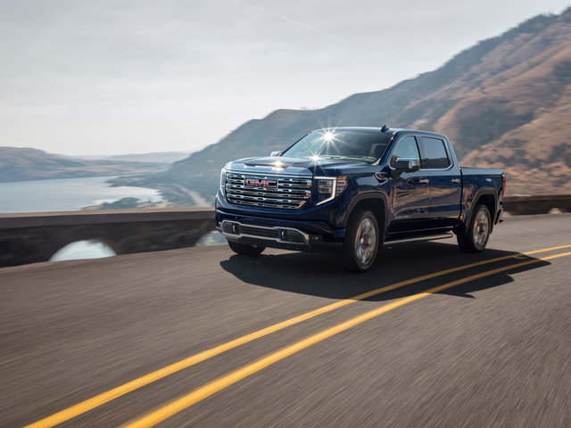 Comparing the 2026 GMC Sierra 1500's Four Powertrain Options