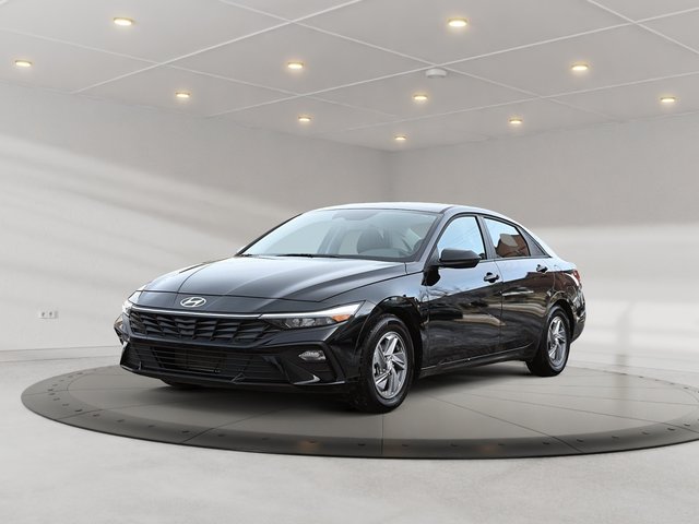 Hyundai Elantra ESSENTIEL CAMERA  SIEGES CHAUFFANTS APPLE CARPLAY 2024