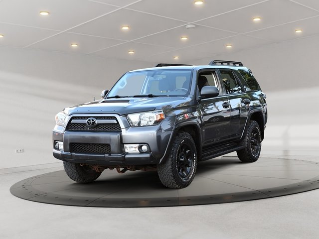 Toyota 4Runner SR5 + TOIT OUVRANT + 4 X 4 2011