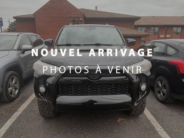 2016 Toyota 4Runner SR5 + CUIR + TOIT OUVRANT + CAMERA RECUL + WOW !!