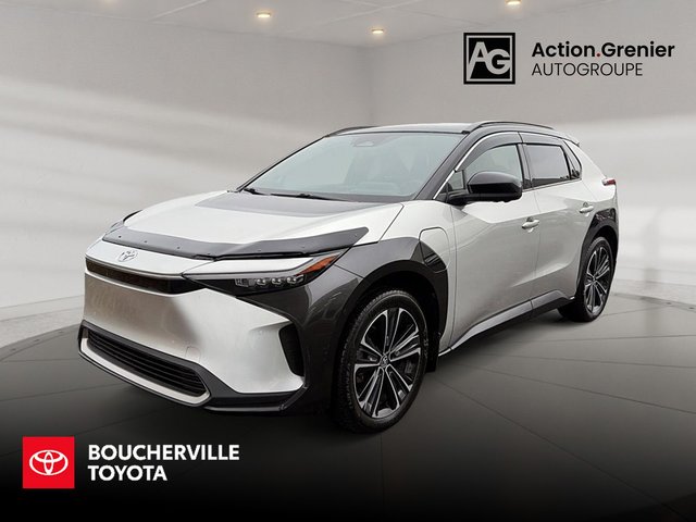 Toyota bZ4X XLE AWD + TECH + CUIR + TOIT PANO + JBL + WOW!! 2023