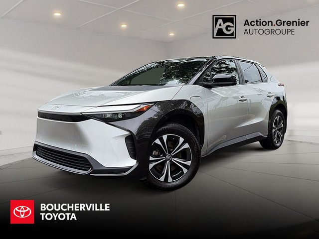 Toyota bZ4X XLE AWD + TOIT VITRÉ + CARPLAY + CAMERA + WOW !! 2023