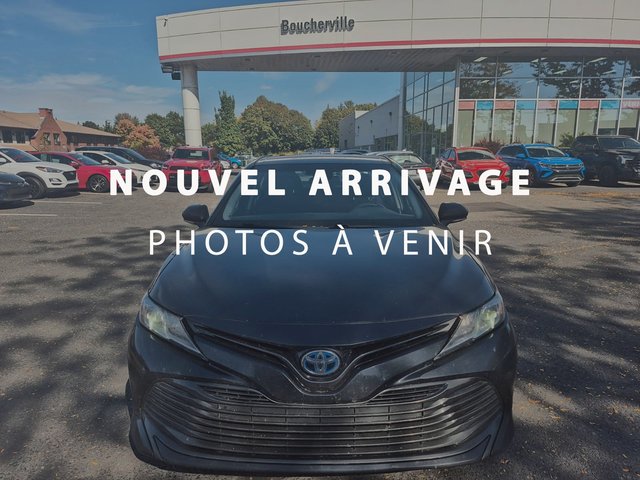 Toyota Camry Hybrid LE + SIEGES CHAUFFANTS + CAMERA + BLUETOOTH 2018