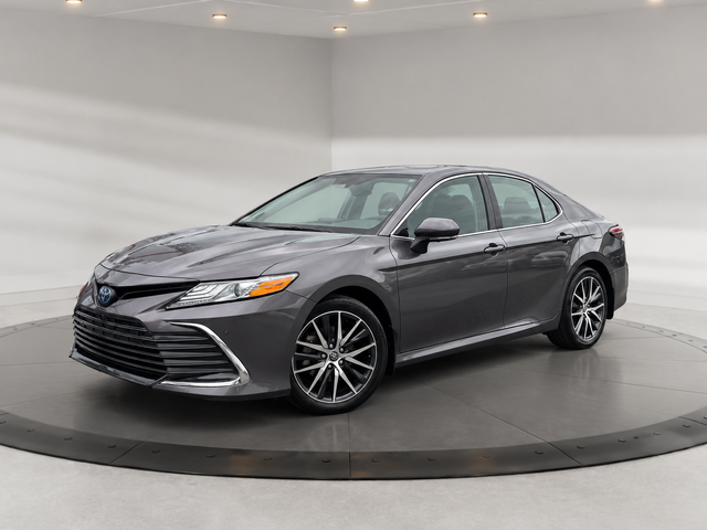 2022 Toyota Camry Hybrid XLE HYBRIDE + CARPLAY + CUIR + TOIT + JBL