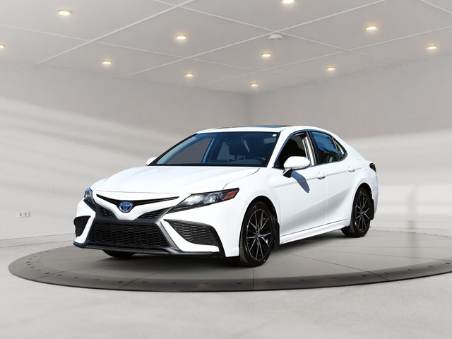 2024 Toyota Camry Hybrid SE + SIEGES CHAUFFANTS + CARPLAY + TOIT OUVRANT