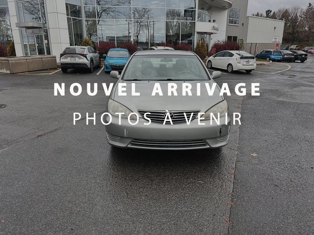 Toyota Camry SEULEMENT 106754KM 2005