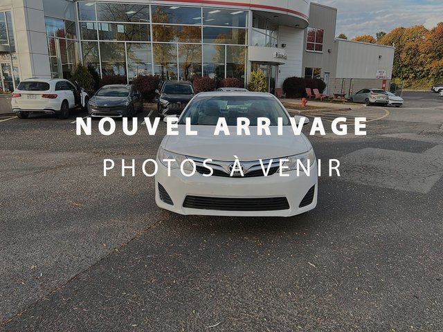 2013 Toyota Camry LE + ROUES EN ALLIAGE + SIEGES ELECTRIQUE
