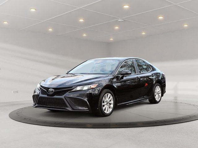Toyota Camry SE + SIEGES CHAUFFANT + CAMERA DE RECUL 2021