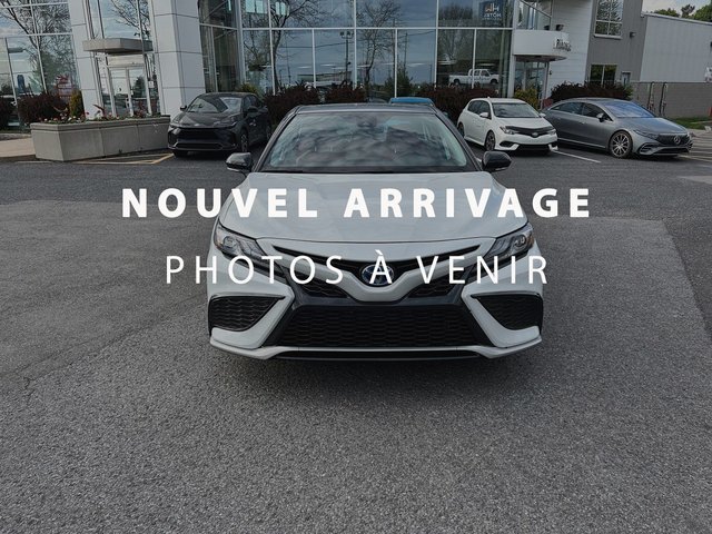 Toyota Camry Hybrid XSE + CUI + TOIT OUVRANT + HYBRIDE 2022