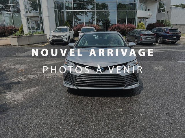 Toyota Camry XLE HYBRIDE + SEULEMENT 32966KM 2023