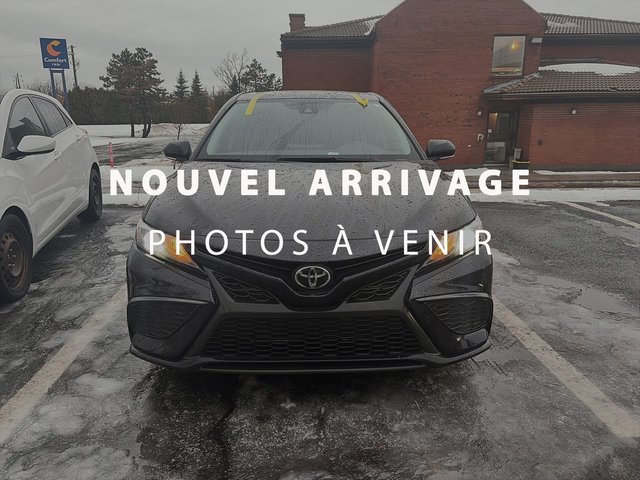 Toyota Camry SE AWD + CUIR + TOIT OUVRANT + CARPLAY + CAMERA 2023