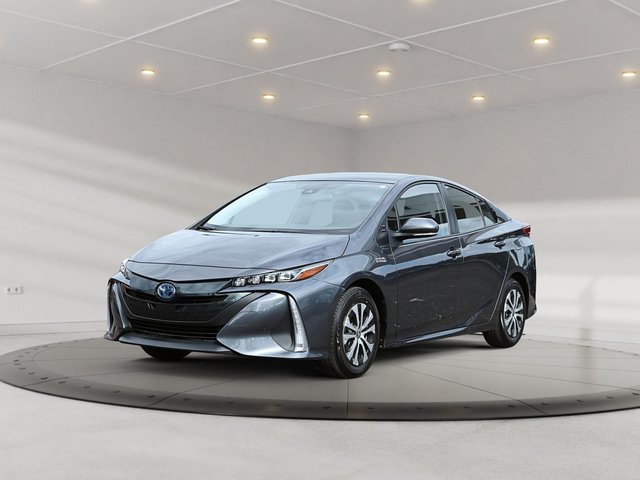 2022 Toyota PRIUS PRIME