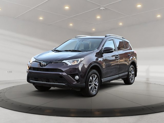 Toyota RAV4 XLE + TOIT OUVRANT + SIEGES CHAUFFANT 2018