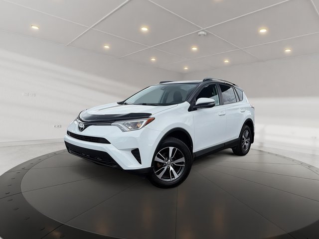 Toyota RAV4 LE FWD + BLUETOOTH + CAMERA + SIÈGES CHAUFFANTS 2018