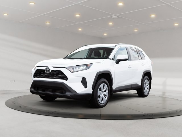 Toyota RAV4 LE AWD 2020