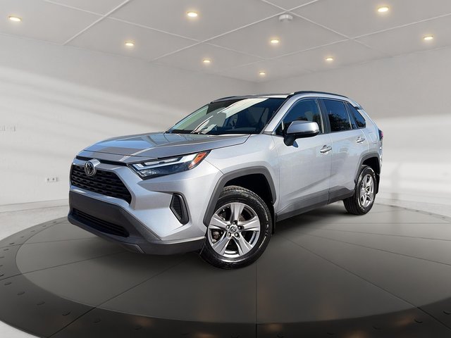 Toyota RAV4 XLE AWD + TOIT OUVRANT + CARPLAY + CAM +++ 2022