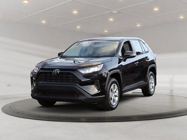 Toyota RAV4 LE 2023