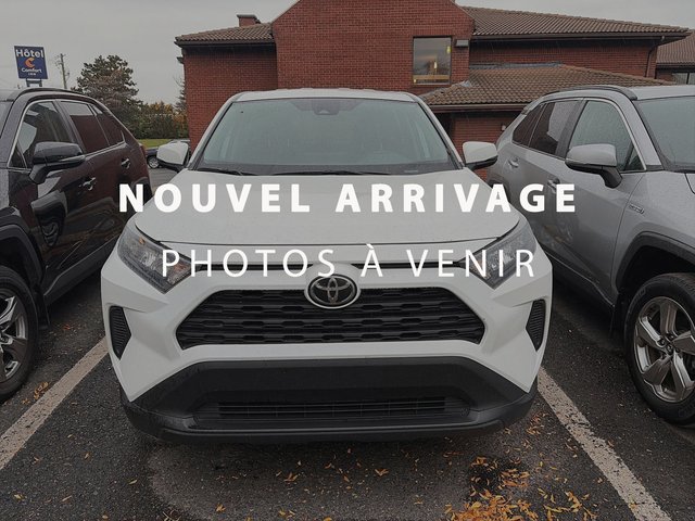 Toyota RAV4 LE AWD + CARPLAY + CAMERA DE RECUL + WOW ! 2024