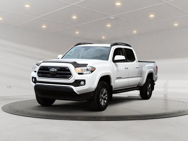 Toyota Tacoma SR5 + V6 + 4 X 4 + DOUBLE CAB 2019