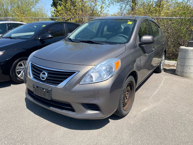 2012 Nissan Versa SV