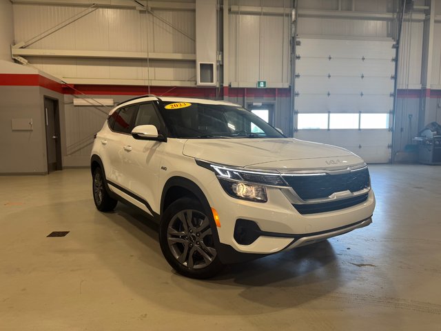 2023 Kia Seltos EX AWD