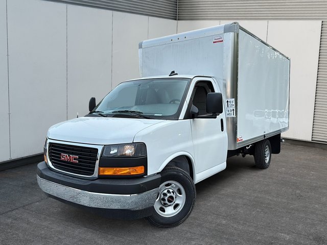 Savana Commercial Cutaway