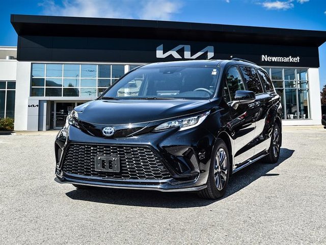 2025 Toyota Sienna Hybrid