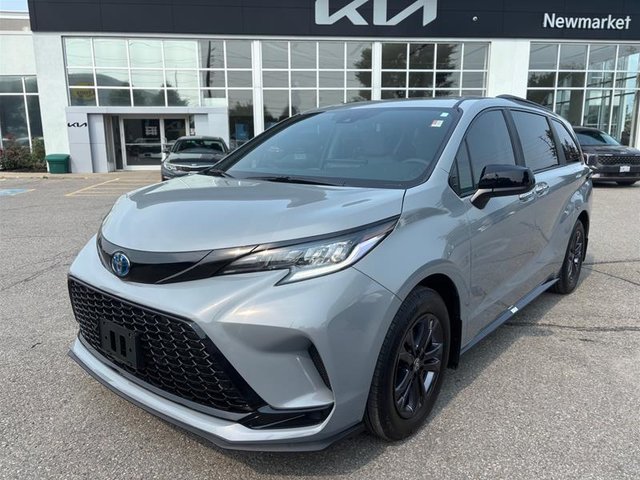 2025 Toyota Sienna Hybrid