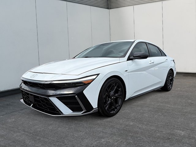 Hyundai Elantra  2024