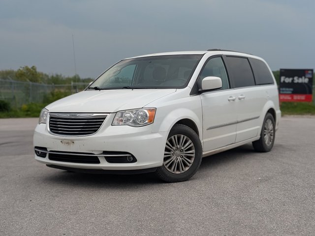 2016 Chrysler Town & Country