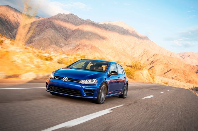 Year-end specials on selected VW Golf models!