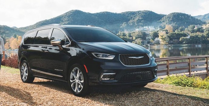 The Chrysler Pacifica Hybrid Is The Best Minivan For Families