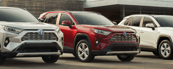 Why Everyone’s Raving About The 2019 RAV4 Hybrid