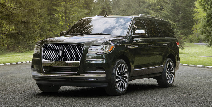 This Is Why The 2022 Lincoln Navigator Is The Talk Of The Town